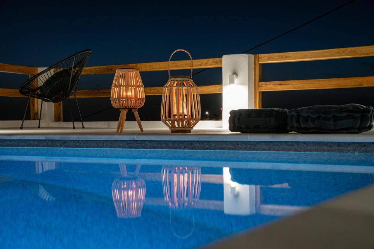 Agkidia Naxos Skyline Deluxe Villas מראה חיצוני תמונה