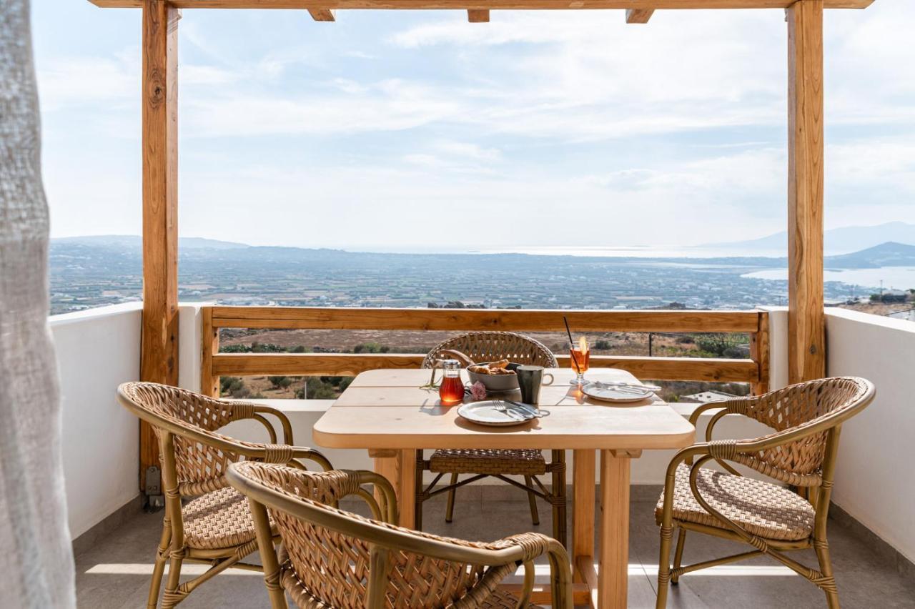 Agkidia Naxos Skyline Deluxe Villas מראה חיצוני תמונה